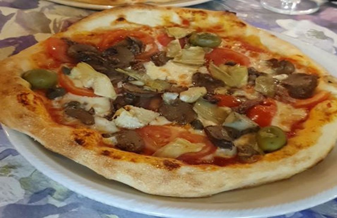 Pizzeria Pontevecchio - Pizza