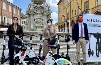 Dopo gli oltre 160 mila chilometri percorsi sui monopattini Helbiz, a Cesena arrivano anche le bici elettriche in sharing