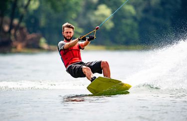 Starwake Cable Park - Riding