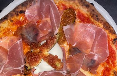 Alla Pinarella Ristorante Pizzeria - Pizza Alla Pinarella Ristorante Pizzeria - Pizza