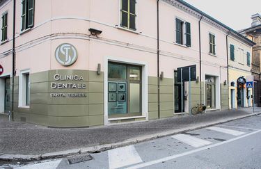 Clinica Dentale Santa Teresa Cesena - Esterno