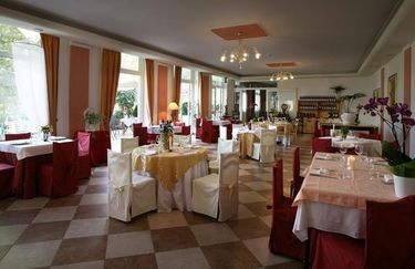 Coupon Soggiorno e Cena al Belvedere Resort ai Colli a Galzignano Terme (Padova)